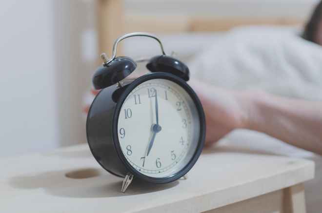alarm alarm clock analogue clock